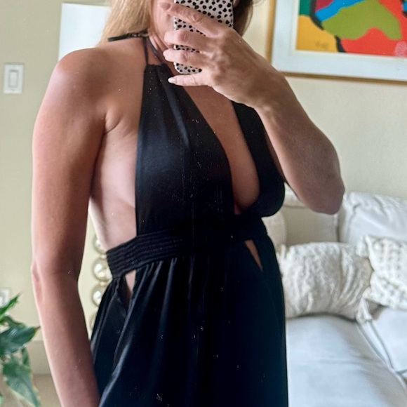 Free People Dresses & Skirts - Free People black maxi dress. Perfect condition, gently worn.